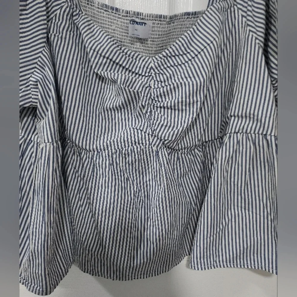 NWOT Old Navy Blue and White Striped Puff Sleeve Babydoll Blouse in Size 4X
